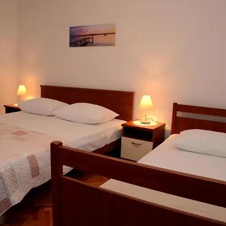 Dvosoban U Centru Grada * Biograd Na Moru