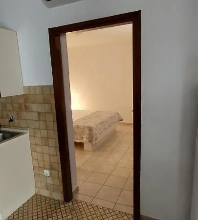 Dvosoban U Centru Grada Lägenhet Biograd Na Moru