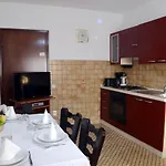 Dvosoban U Centru Grada Biograd Na Moru