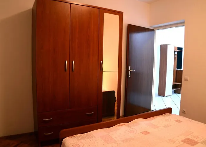 Dvosoban U Centru Grada Apartamento *
