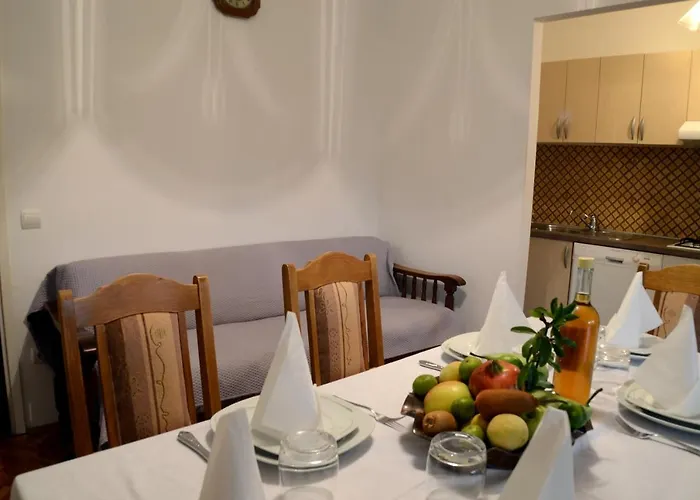 Dvosoban U Centru Grada * Biograd Na Moru