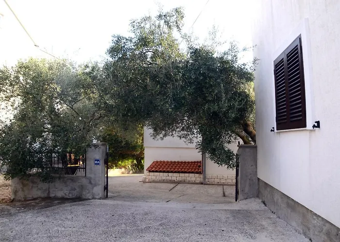 Dvosoban U Centru Grada * Biograd Na Moru